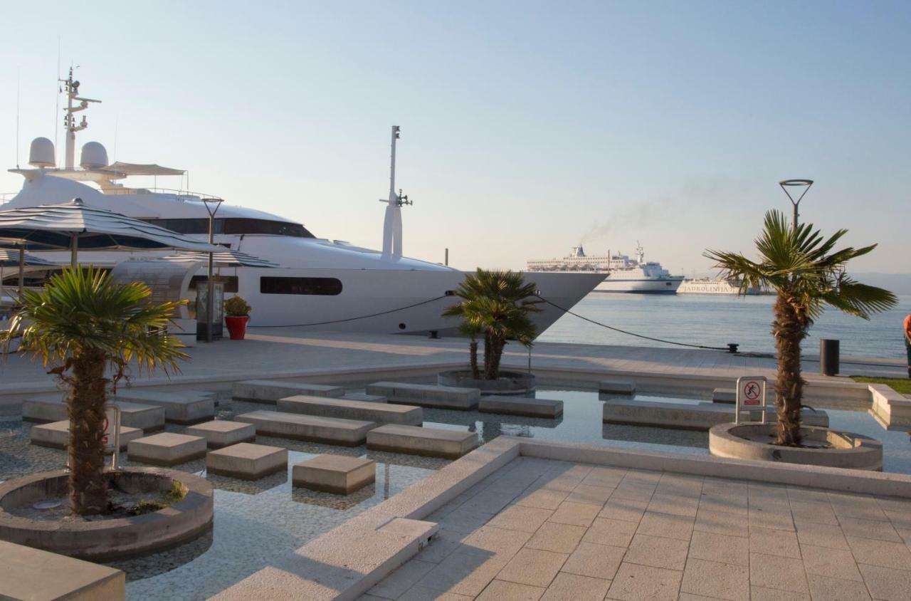 Spartion Marine Сплит Екстериор снимка